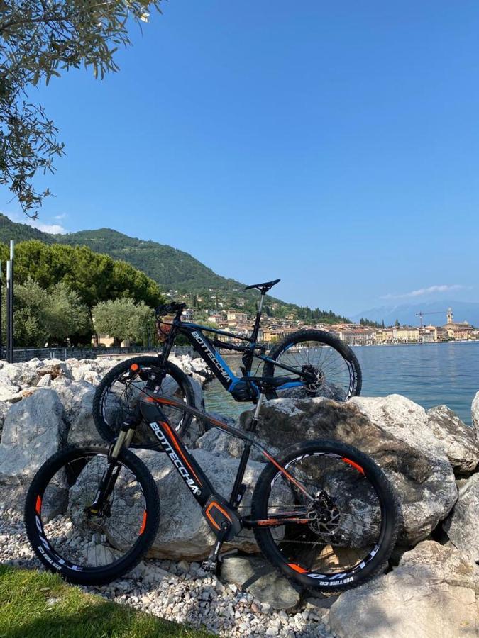 Bike Hotel Touring Gardone Riviera & Beach Екстериор снимка